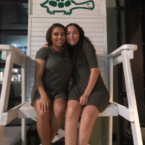 Meet your Posher, Lemya - Picture 1 of 1